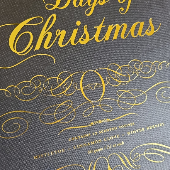 NIB D.L. & Co. 12 Days of Christmas Candle Set - Picture 7 of 7